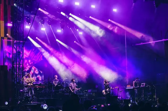 「Xdinary Heroes」、「Lollapalooza Chicago」のステージを飾る…ワールドワイドな人気上昇中04