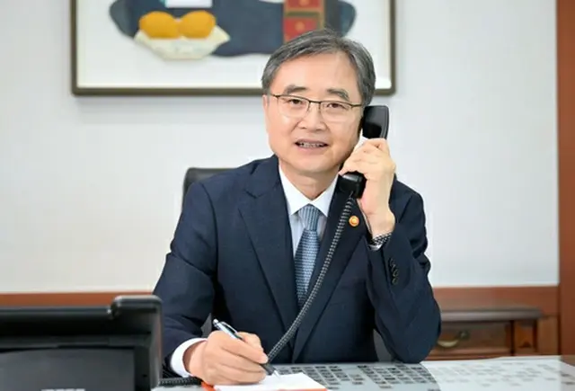趙顕・外交部長官（同部提供）＝（聯合ニュース）≪転載・転用禁止≫