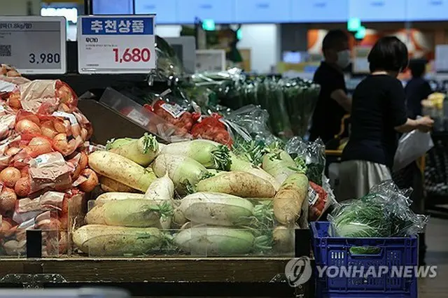 スーパーの野菜売り場（資料写真）＝（聯合ニュース）