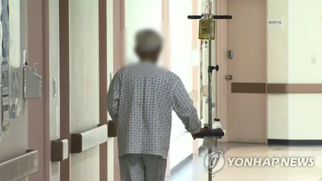 高齢者の医療費は年々拡大を続けている＝（聯合ニュースＴＶ）