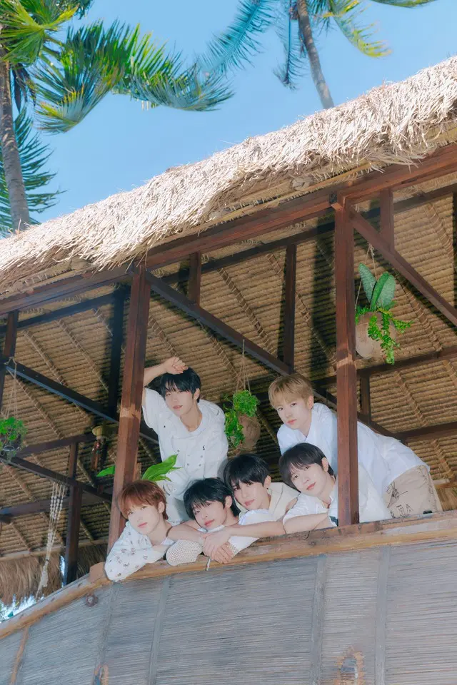 「NCT WISH」、サマーソング「Surf」で夏を席巻…清涼感ブームを予感01