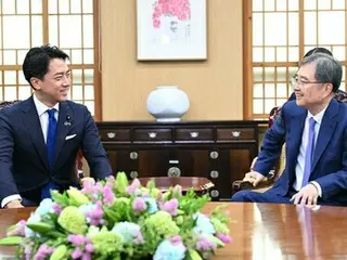 韓国外相　小泉農水相と会談＝関係全般について意見交換