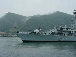 英軍艦が釜山入港　９月には空母も韓国海域に