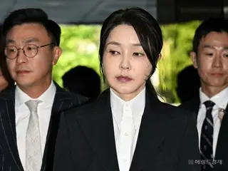 特検、14日午前10時に金建希夫人を召喚…拘束後初の取り調べ＝韓国