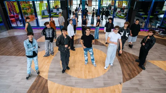 HYBE初のラテンボーイズグループプロジェクト「SANTOS BRAVOS」、明日（15日）初公開…ついにベールを脱ぐ02