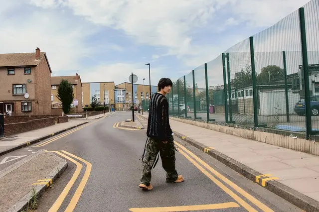 「EXO」CHANYEOL、人生の多様な関係を盛り込んだ…ニューアルバム「Upside Down」を25日リリース02