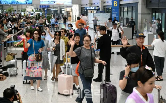 「中国人に宿泊費5万ウォン支援？」…激しい抗議＝韓国