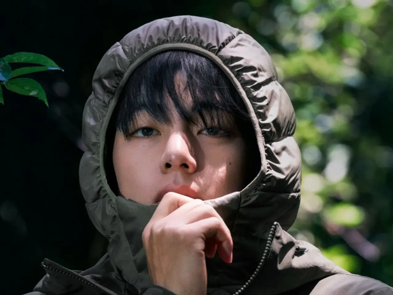 BTS」V、「Snow Peak Apparel」のブランドモデルに抜てき… 25FW