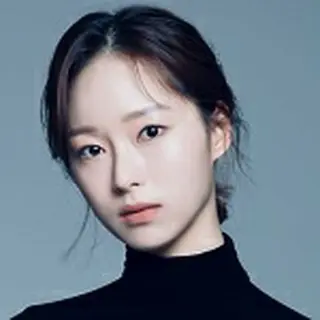 パク・ボヨン（1994）