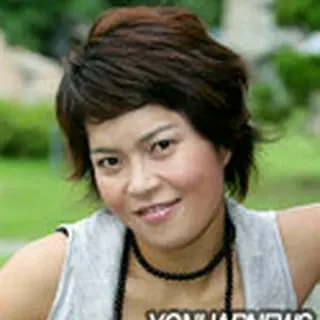 チョ・ヘリョン