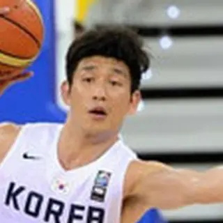 ヤン・ドングン