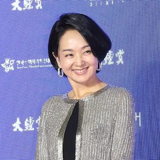 ペ・ジョンオク