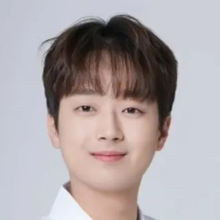 イ・チャンウォン