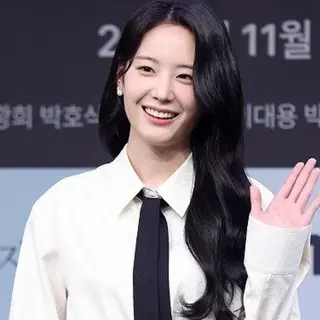 チャン・ギュリ