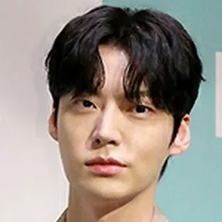 アン・ジェヒョン