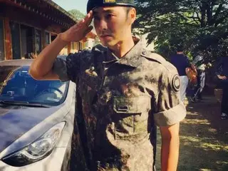 軍隊の「東方神起」ユノ