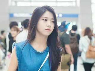 【空港ファッション】夏の最後、「AOA」ソリョン