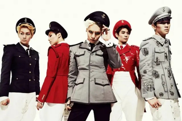 「SHINee」