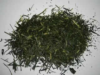 自然派の女性にも人気の緑茶パックの美肌効果