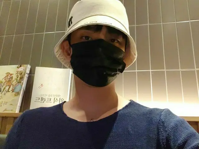 俳優ソンフン、近況公開…“病気になったらだめだよ”