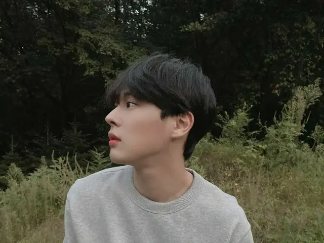 「VICTON」ビョンチャン、絵のような素敵な横顔“高い鼻”