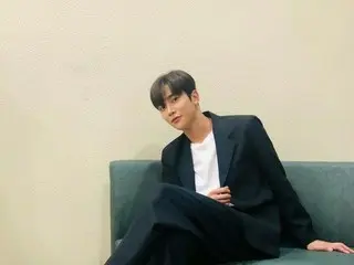 「SF9」ロウン、座っているだけでグラビア...優れたフィジカルにマンチンナムビジュアル