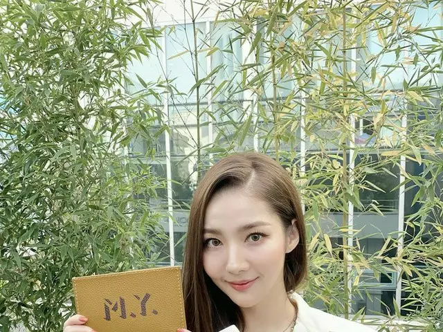 女優パク・ミニョン、今日もこんなに美しいなんて...“365日”美しさいっぱい♥