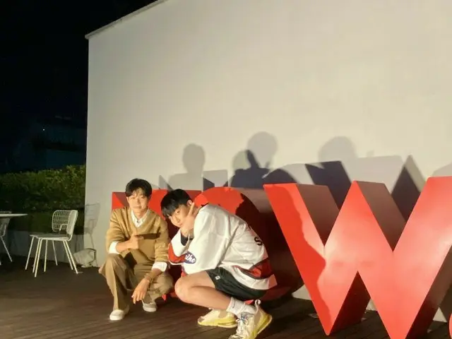 Peakboy、親友パク・ソジュンに続いて、2番目のゲストチェ・ウシクとのほのぼのツーショット公開
