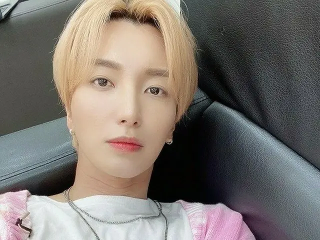 「SUPER JUNIOR」イトゥク、徹夜撮影にも輝くビジュアル...イケメンすぎるアイドルビジュアル