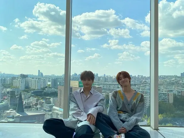 「SEVENTEEN」JUN＆THE 8、のどかな天気の中素敵なイケメンのツーショット