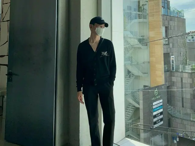 「SHINee」Key（キー）、軍除隊したその日からファンとコミュニケーション...素敵な私服姿