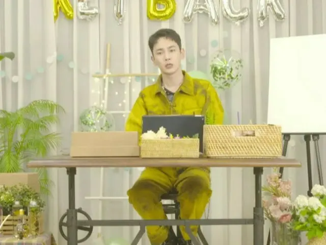 「SHINee」オンユ、Key（キー）の除隊V LIVEをリモート応援…“これが昨日除隊したビジュアルだって?”