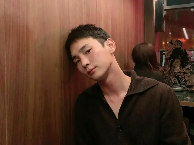 「SHINee」Key（キー）、ほろ酔い加減のまなざしに胸キュン♥