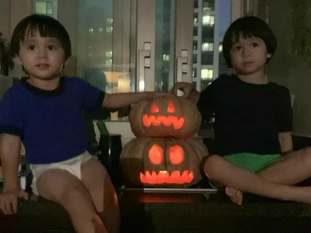ウィリアムくん、ハロウィン迎えジャック・オー・ランタン完成...かわいい日常