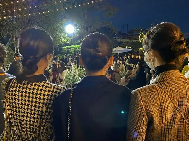 「少女時代」ユリ、テヨン+ユナと「東方神起」チャンミンの結婚式で?“並んで並んで”