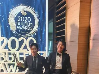 イ・ビョンホン＆イ・ヒジュン、釜日映画賞を飾った「南山の部長たち」の品格