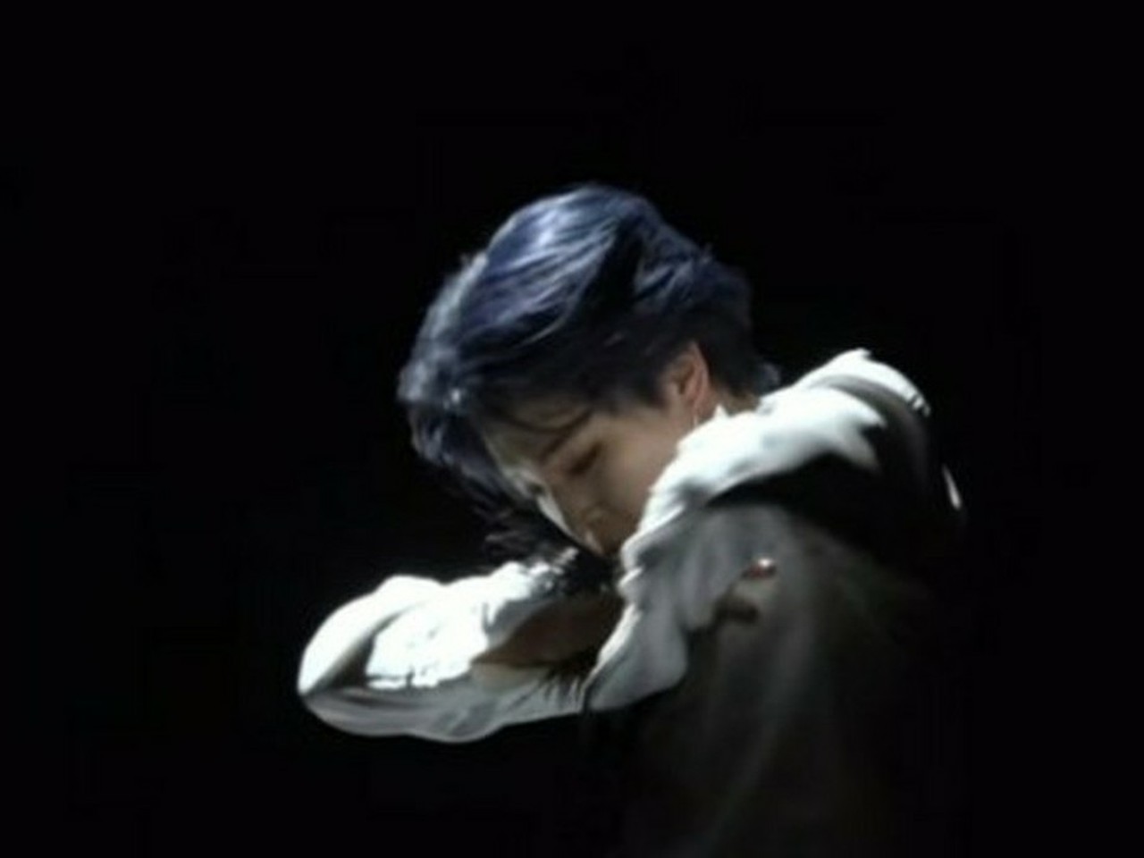 BANGTANTV”「BTS（防弾少年団）」ジミン、“ブラックスワン”そのもの…MV