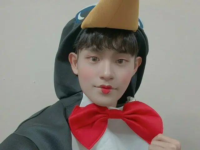 「AB6IX」イ・デフィ、キュートなペンギンに変身...かわいい唇にキュンキュン