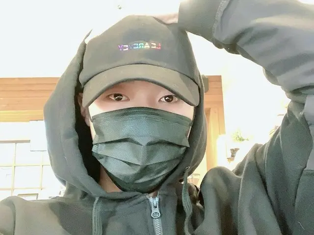 俳優ウ・ドファン、軍入隊後初めての近況…まなざしだけで女心狙撃