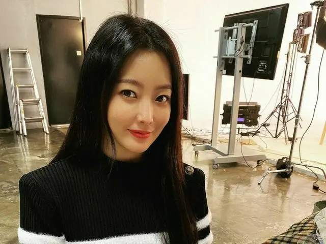 女優キム・ヒソン、芸能界代表女神の美しい微笑み