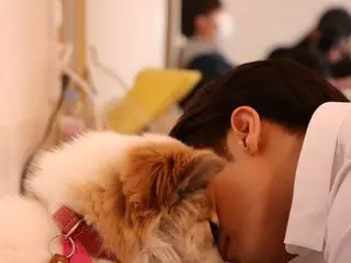 俳優ソンフン、愛犬ヤンヒに愛情いっぱいなスキンシップにキュン