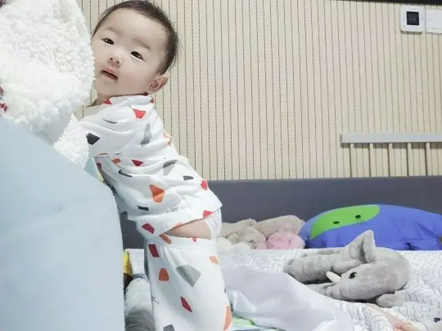 「FTISLAND」チェ・ミンファンの妻ユルヒ、双子の娘アリンちゃんの特技を紹介