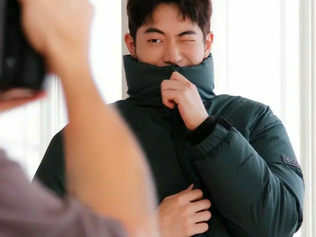 俳優ナム・ジュヒョク、白い肌の“マンチンナム”…キャンプウエアもよく似合う