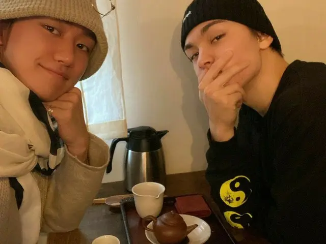 「SEVENTEEN」THE8＆バーノン、“スーパーカワイ子ちゃん”のツーショット