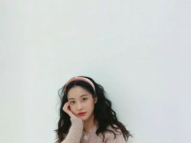女優オ・ヨンソ、ひきこもり中でも綺麗さ爆発...ヘアバンドで美貌もアップ⁉