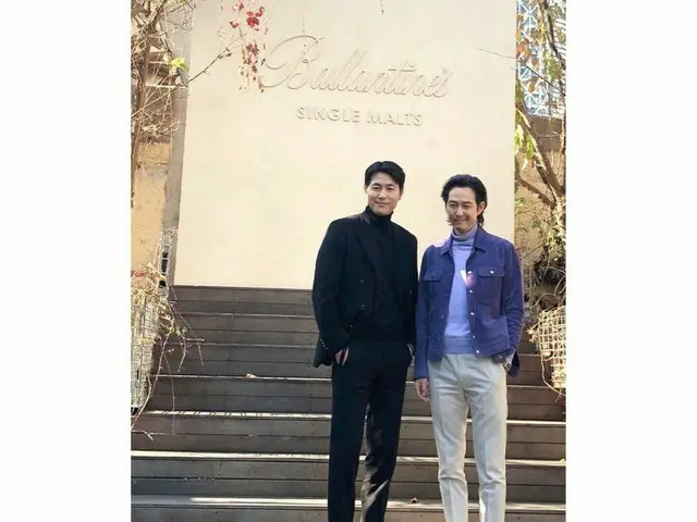 俳優チョン・ウソン＆イ・ジョンジェ、独歩的なビジュアル…立っているだけでグラビア