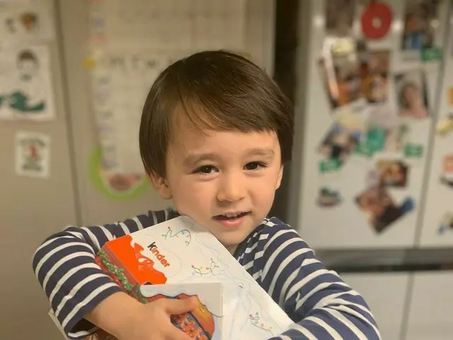 ベントレーくん、サンタさんを待つかわいい日常…“早く寝なくっちゃ!!!”