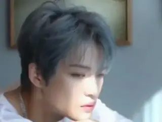 キム・ジェジュン、うつろでセクシーな魅力発散…グラビアビハインド公開（動画あり）