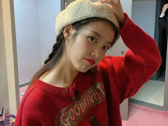 IU、ラブリーな妖精ビジュアル…クリスマスとよく似合う