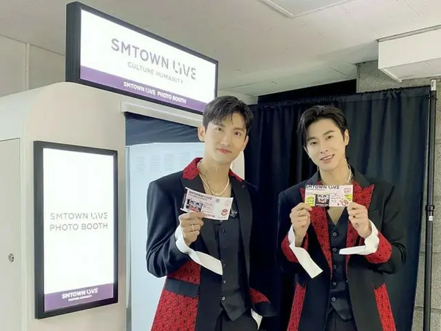 「東方神起」、完璧なヘア＆メイクと衣装で素敵なチケット完成（動画あり）